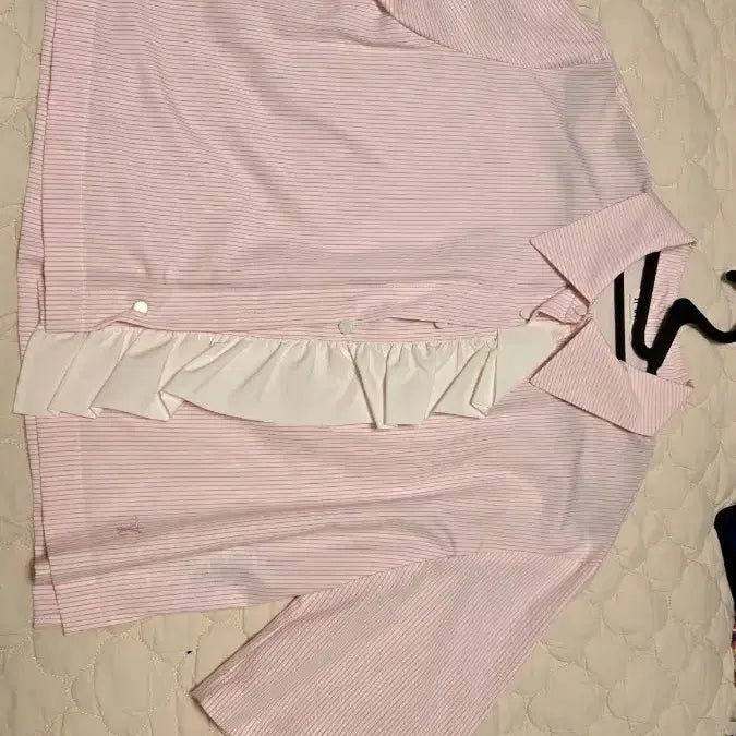 [BUNJANG] It MICHAA Pink Stripe Frill Blouse / 잇미샤 분홍 스트라이프 프릴 블라우스