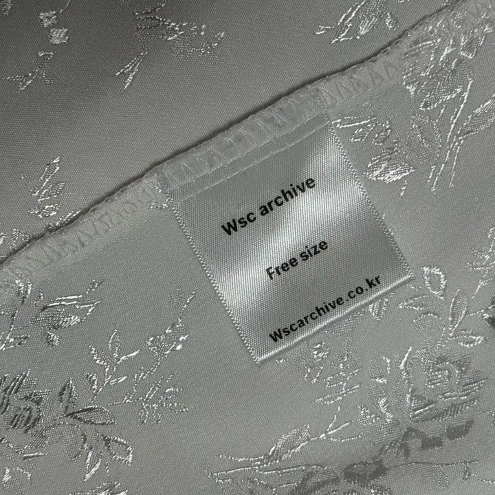 [BUNJANG] WSC Archive White Jacquard Shirt Mini Dress / [free/착샷O] WSC 아카이브 화이트 자카드 셔츠 반팔 미니 원피스