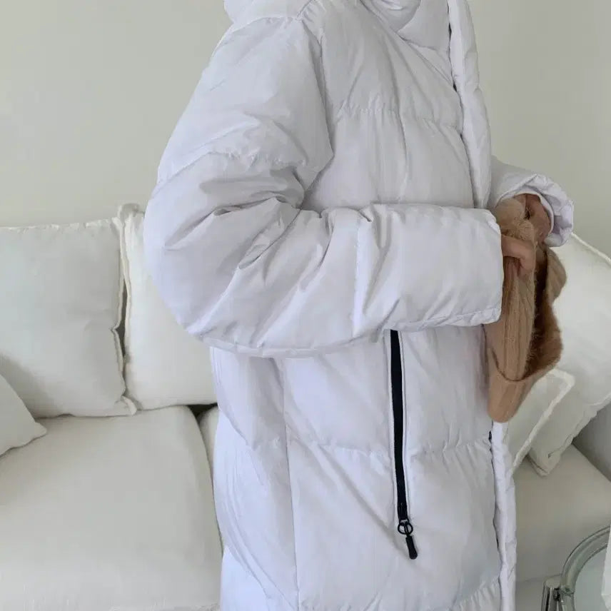 [SOLD OUT] 화이트 롱패딩 남여공용 덕다운