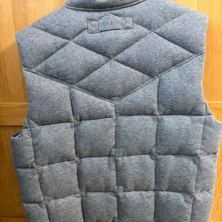 [BUNJANG] Gant Padded Vest / Gant 패딩조끼 팝니다