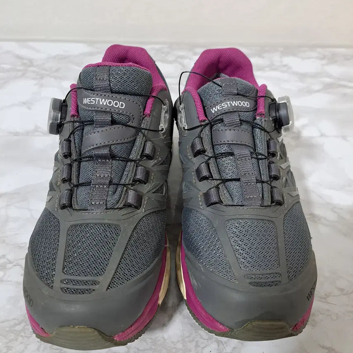 [BUNJANG] Westwood Women's Dial Hiking Shoes (230) / 웨스트우드 여성 다이얼 등산화 230 (신1085)