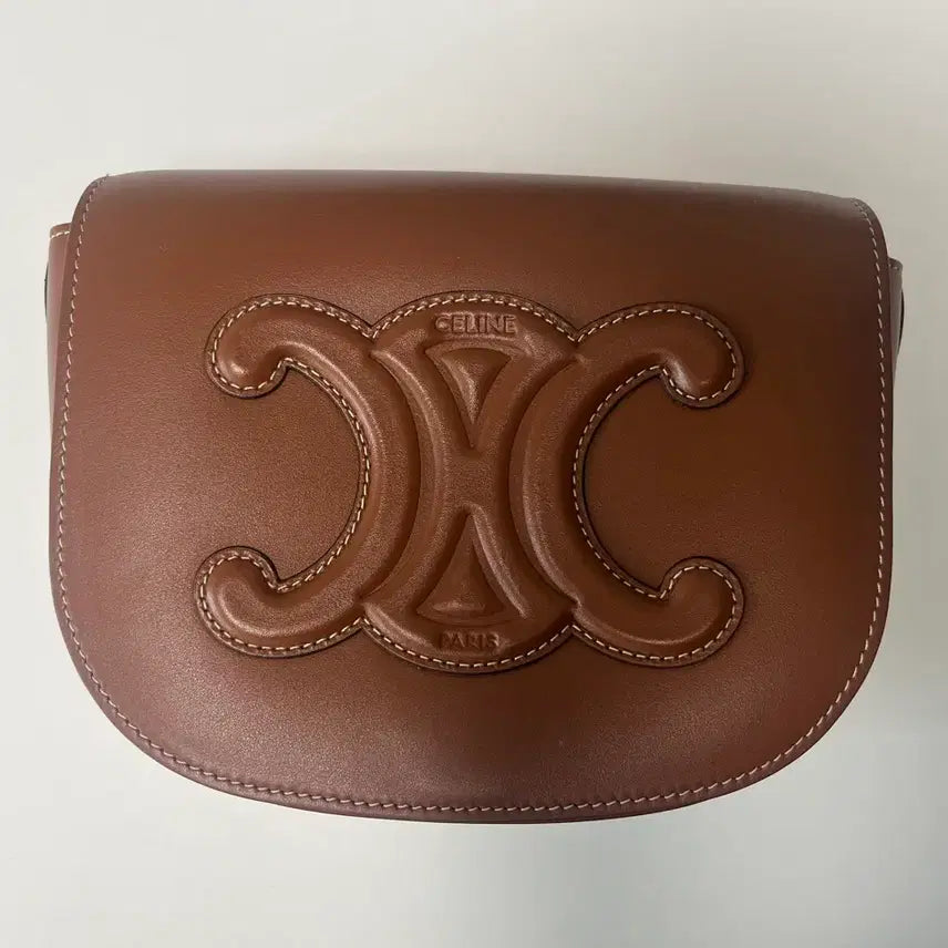 [BUNJANG] Celine Triomphe Polka Bag Tan / 셀린느 트리옹프 폴코백 탄