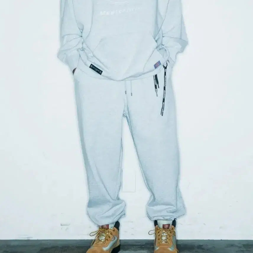 [BUNJANG] The Boyz Mastermind Sweatpants / 디키즈 x 마스터마인드 스웨트팬츠 그레이