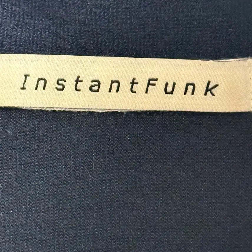 [BUNJANG] instantfunk Crop Fleece Sweatshirt Navy OS / instantfunk 인스턴트펑크 크롭 기모 맨투맨 네이비 os