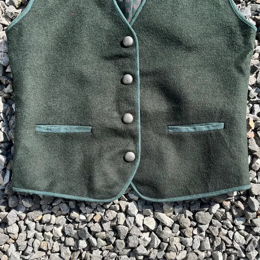 [BUNJANG] Emerald Motel Tyrol Best / Emerald Motel  티롤베스트(실측확인)