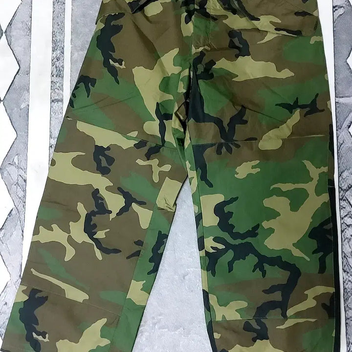 [BUNJANG] US Military Original Woodland Gore-Tex Pants (Small-Short) / 미사용 신품 미군 오리지널 우드랜드 고어텍스 팬츠 (스몰 숏)