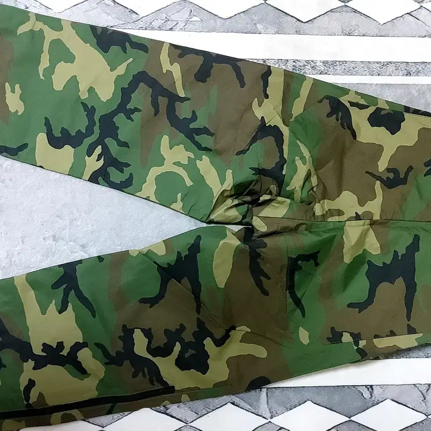 [BUNJANG] US Military Original Woodland Gore-Tex Pants (Small-Short) / 미사용 신품 미군 오리지널 우드랜드 고어텍스 팬츠 (스몰 숏)