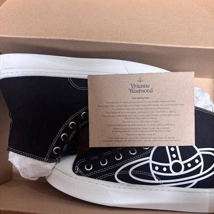 [BUNJANG] Vivienne Westwood Women's High-Top Canvas Sneakers 36 / 비비안웨스트우드 여성 하이탑 캔버스 스니커즈 36 230
