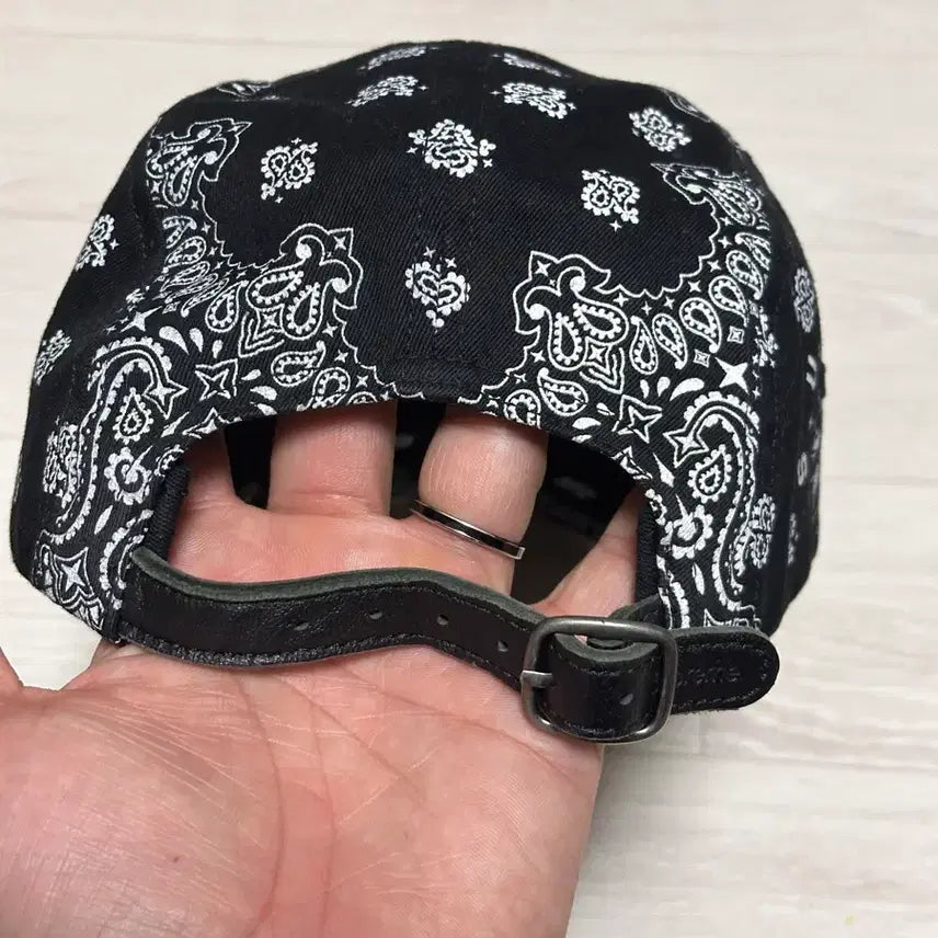 [BUNJANG] Supreme 21SS Paisley Camp Cap / 슈프림 21ss 반다나캠프캡 페이즐리캠프캡 슈프림캠프캡