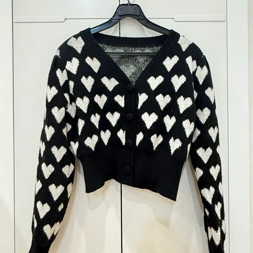 [BUNJANG] Unbranded Heart Cardigan / 하트가디건