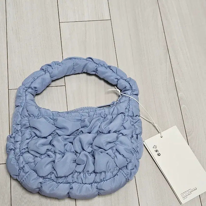 [BUNJANG] COS Quilted Micro Bag Blue / COS 코스 퀼티드 마이크로백 블루