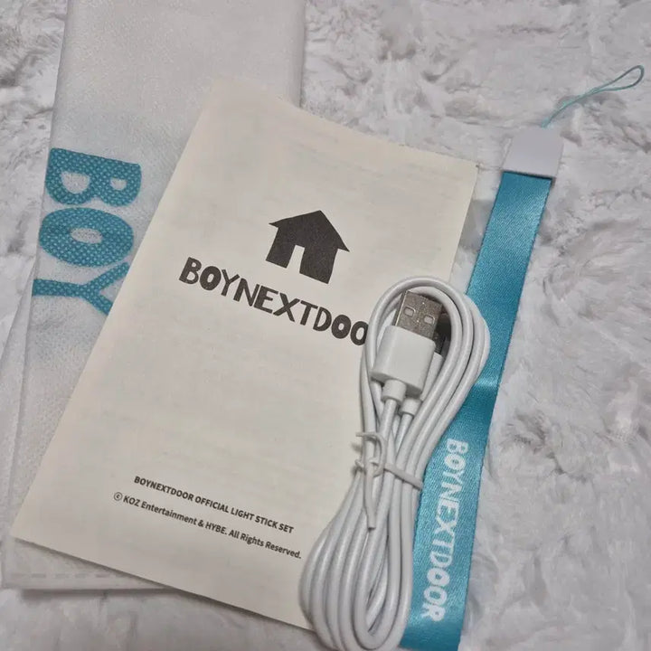 [BUNJANG] BOYNEXTDOOR Official Light Stick Wondersick / 보넥도 응원봉 원더스틱 판매 양도 성호 리우 명재현 태산 이한 운학 포카