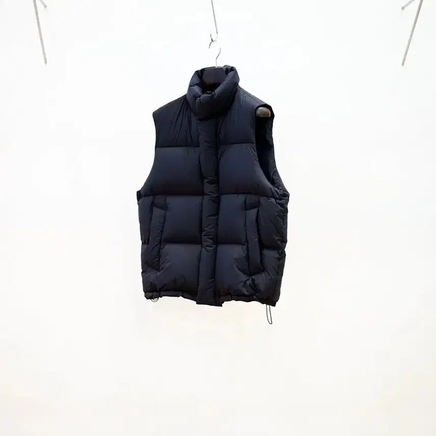 [BUNJANG] AURALEE Super Light Nylon Ripstop Down Vest / [4] AURALEE 오라리 슈퍼 라이트 나일론 립스탑 다운 베스트