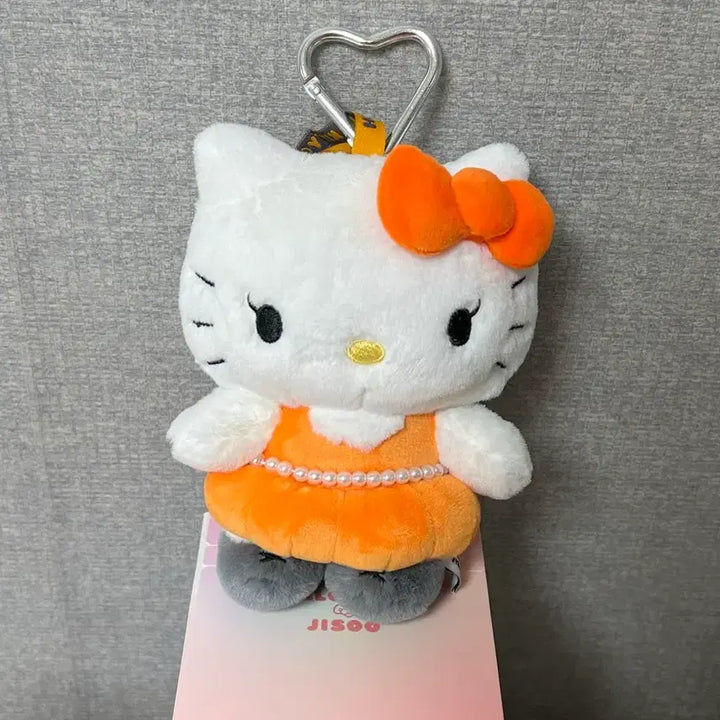 [BUNJANG] Blackpink Jisoo Hello Kitty Keyring / 지수 헬로키티 키링