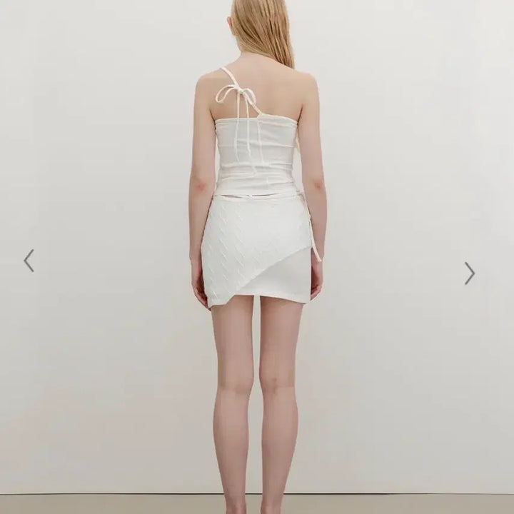 [BUNJANG] YUSE Layered Mini Skirt - Ivory - M / 새제품_ YUSE  미니 스커트 M사이즈