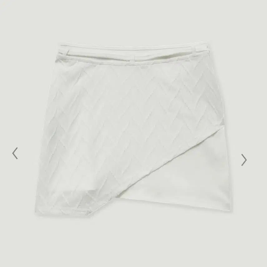 [BUNJANG] YUSE Layered Mini Skirt - Ivory - M / 새제품_ YUSE  미니 스커트 M사이즈