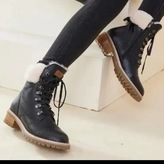 [BUNJANG] UGG Leather Ankle Boots 235-240 / UGG 가죽 앵클 부츠 235~240