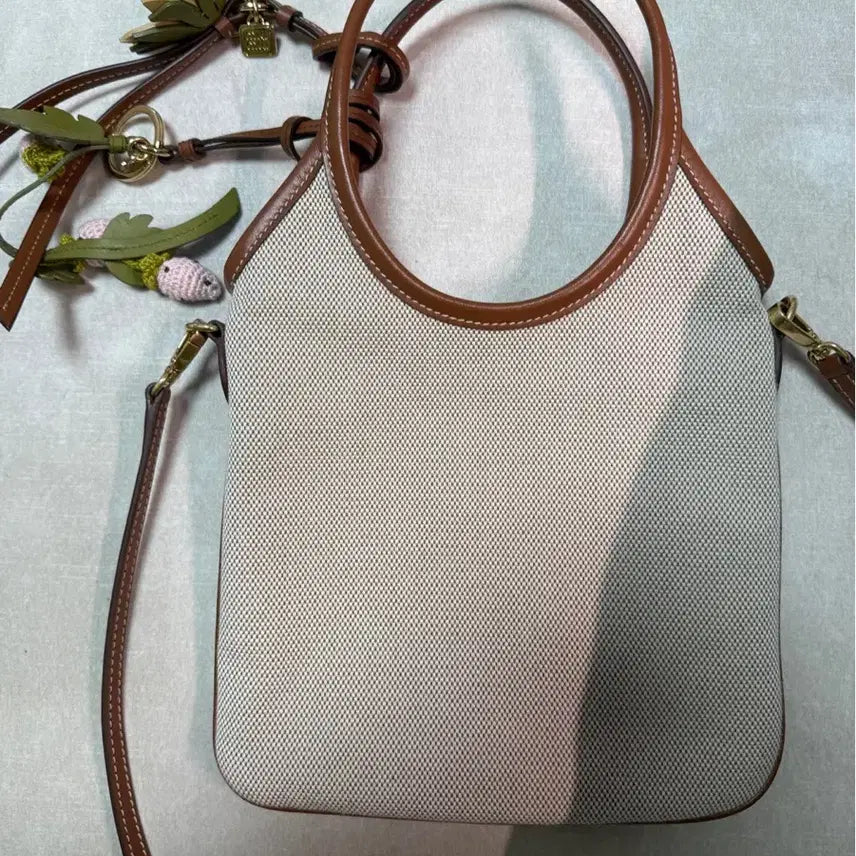 [BUNJANG] Miu Miu Canvas Tote Bag / 미우미우 캔버스 토트백