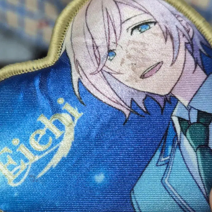 [BUNJANG] Ensemble Stars Eichi Heart Cushion Badge / 앙스타 에이치 하트쿠션 뱃지