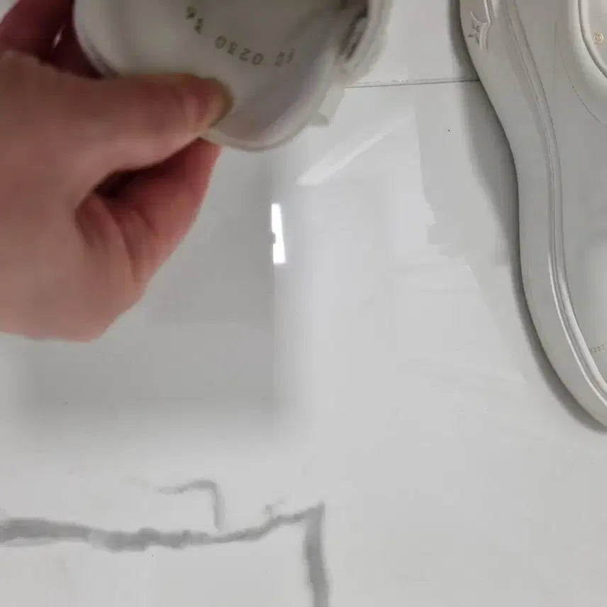 [BUNJANG] Louis Vuitton Sneakers 36 (230-235) - High-End / 루이비통 스니커즈 36사이즈<230~235 > 최고급