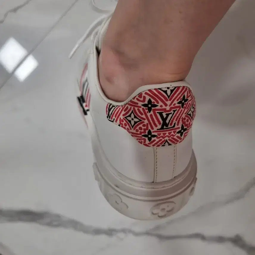 [BUNJANG] Louis Vuitton Sneakers 36 (230-235) - High-End / 루이비통 스니커즈 36사이즈<230~235 > 최고급