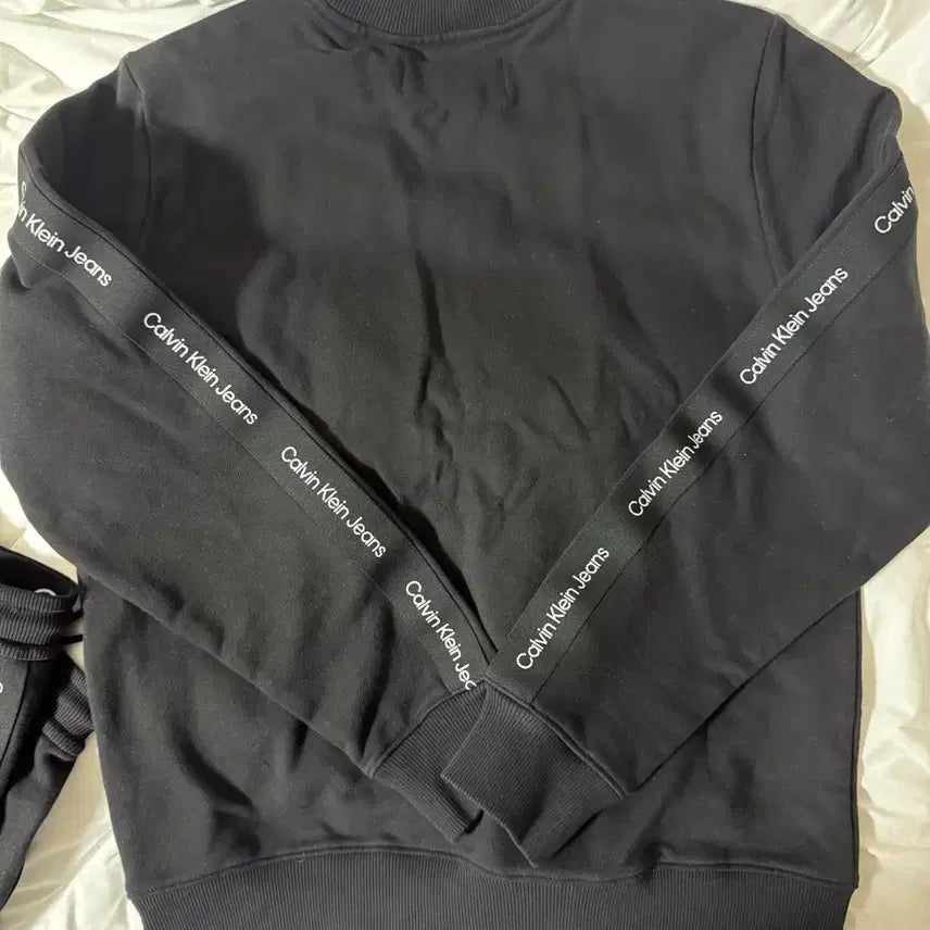 [BUNJANG] Calvin Klein Jeans Taping Logo Set-up / 새 상품 캘빈클라인 테이핑 로고 셋업