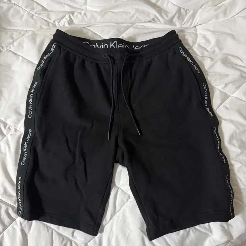 [BUNJANG] Calvin Klein Jeans Taping Logo Set-up / 새 상품 캘빈클라인 테이핑 로고 셋업