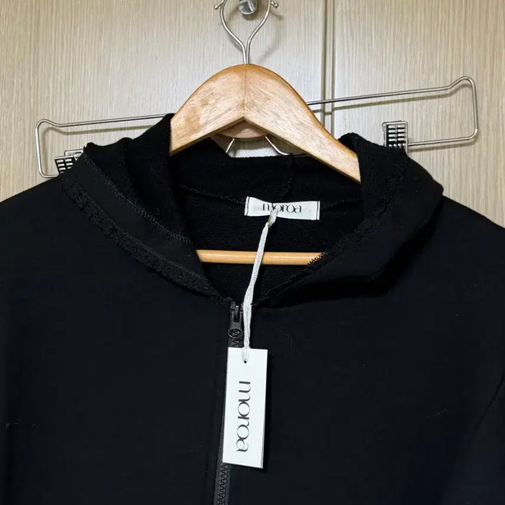 [BUNJANG] Morra Lace Hooded Zip-Up (Black) / 모로아 레이스 후드 집업 블랙(새상품)