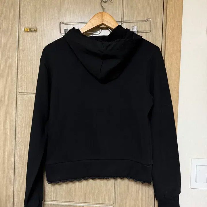 [BUNJANG] Morra Lace Hooded Zip-Up (Black) / 모로아 레이스 후드 집업 블랙(새상품)