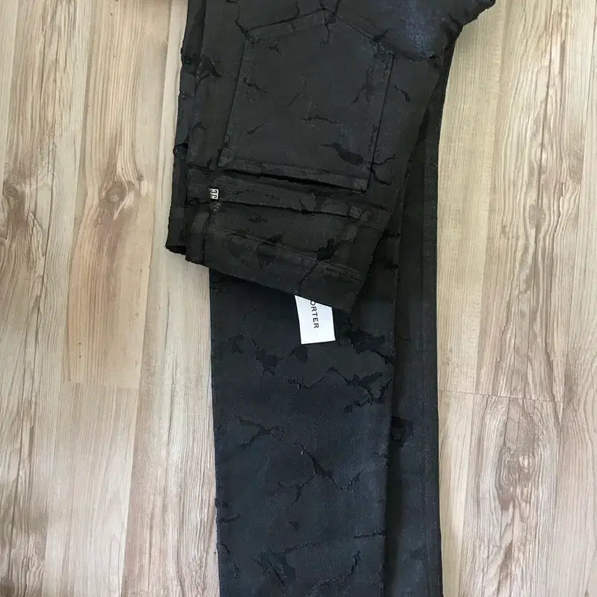 [BUNJANG] Givenchy Crackle Pants / 지방시 크랙클 팬츠