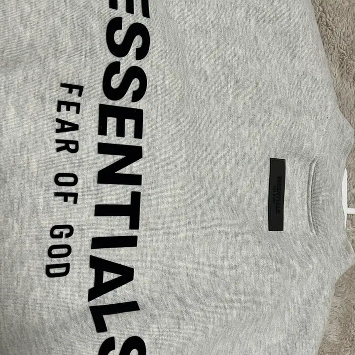 [BUNJANG] Fear of God Essentials Oatmeal Sweatshirt / 피어오브갓 xs 오트밀 맨투맨