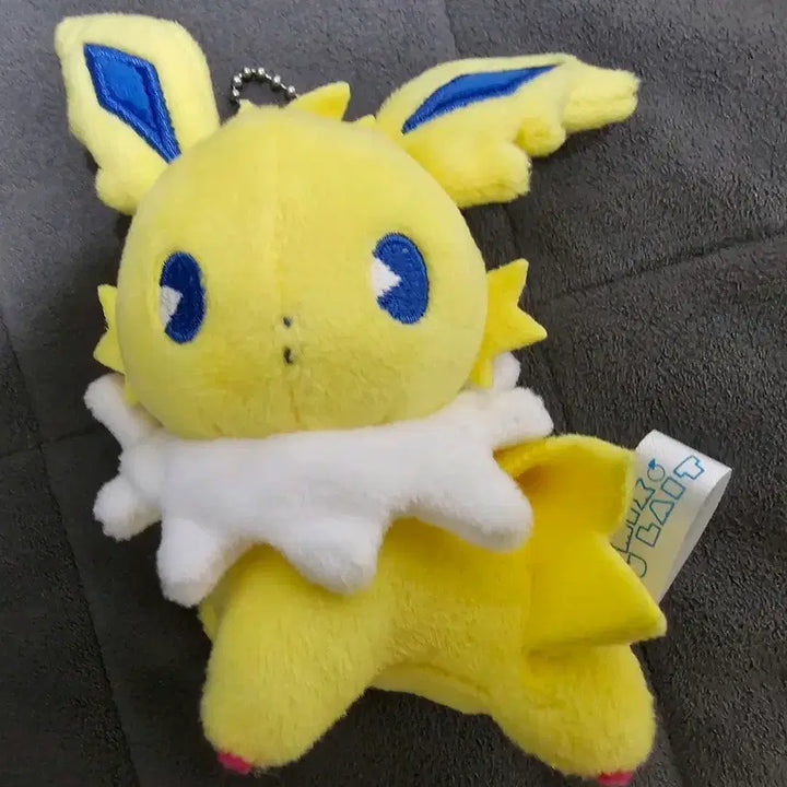 [BUNJANG] Pokemon Jolteon Mascot Plush Doll / 포켓몬 믹스오레 마스코트 인형 쥬피썬더 판매