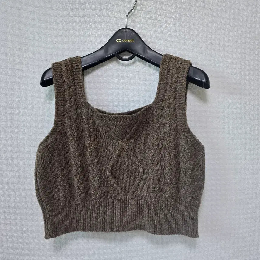 [BUNJANG] VAN AKE Brown Knit Crop Vest / VAN AKE 브라운 니트 크롭 조끼 FREE