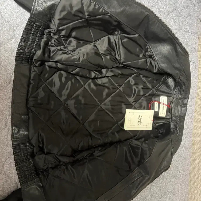 [BUNJANG] Alexander McQueen Leather Bomber Jacket / [50] 알렉산더맥퀸 레더 봄버 자켓 새상품