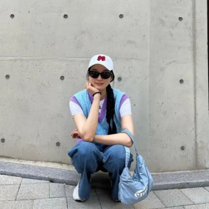 [BUNJANG] EMIS Glossy Hobo Bag Sky Blue / EMIS 이미스 글로시 호보백 스카이 블루