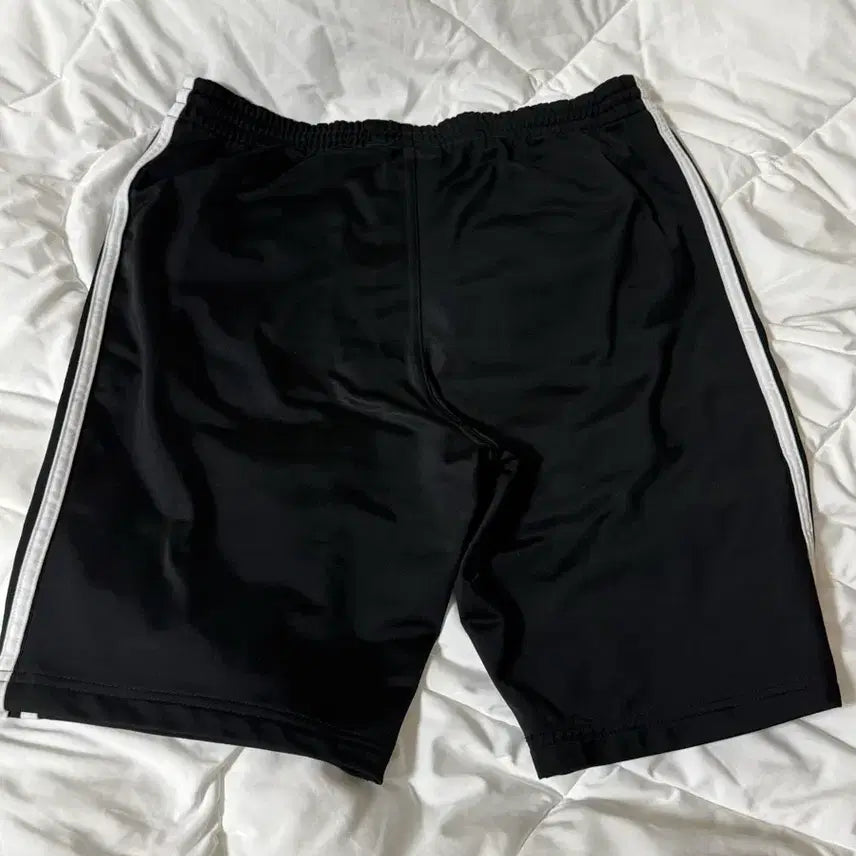 [BUNJANG] Adidas Firebird Track Pants Shorts Black White / 아디다스 파이어버드 트랙팬츠 반바지 검흰