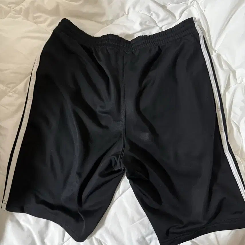 [BUNJANG] Adidas Firebird Track Pants Shorts Black White / 아디다스 파이어버드 트랙팬츠 반바지 검흰