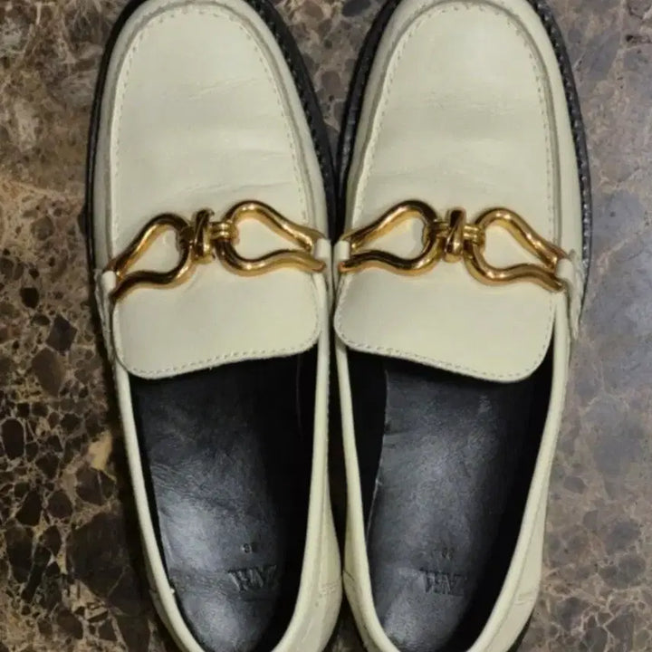 [BUNJANG] ZARA Real Leather Loafers / 자라 리얼가죽 로퍼 38(245)
