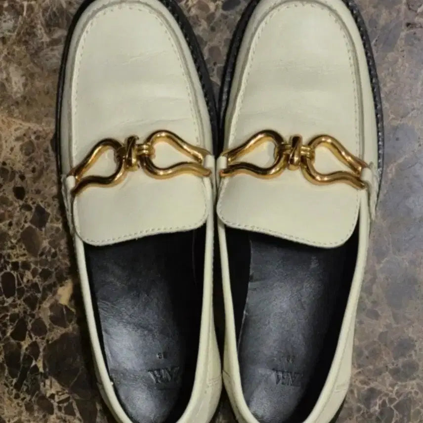 [BUNJANG] ZARA Real Leather Loafers / 자라 리얼가죽 로퍼 38(245)