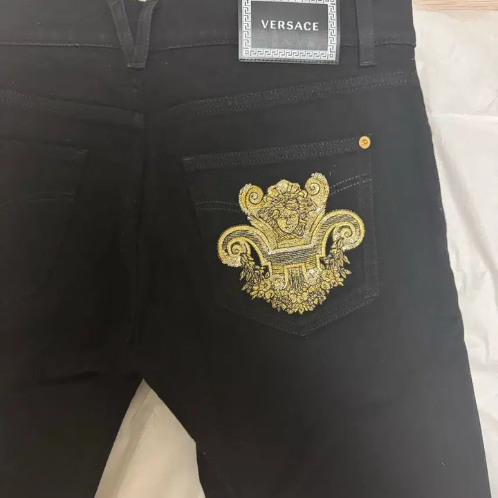 [BUNJANG] Versace Black Jeans (Size 31) / [새상품]베르사체 블랙진 청바지 31사이즈