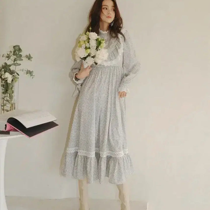 [BUNJANG] Synsden Mitus Floral Lace Dress / 신스덴 미티스 원피스
