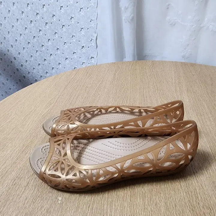 [SOLD OUT] 크록스 신발 w6 235