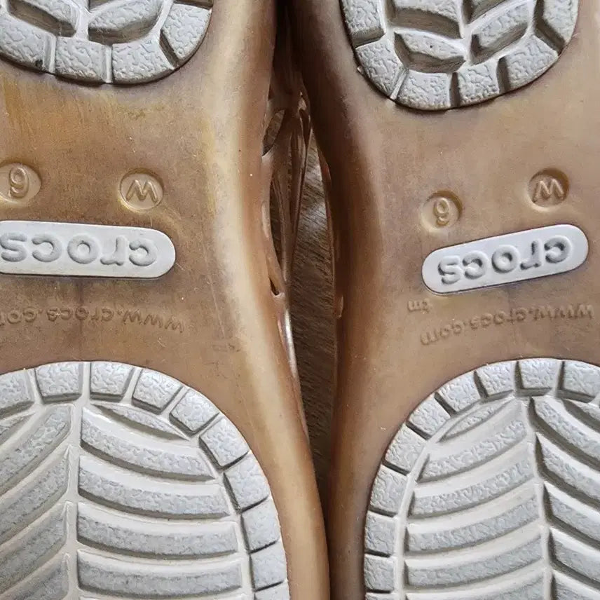 [SOLD OUT] 크록스 신발 w6 235