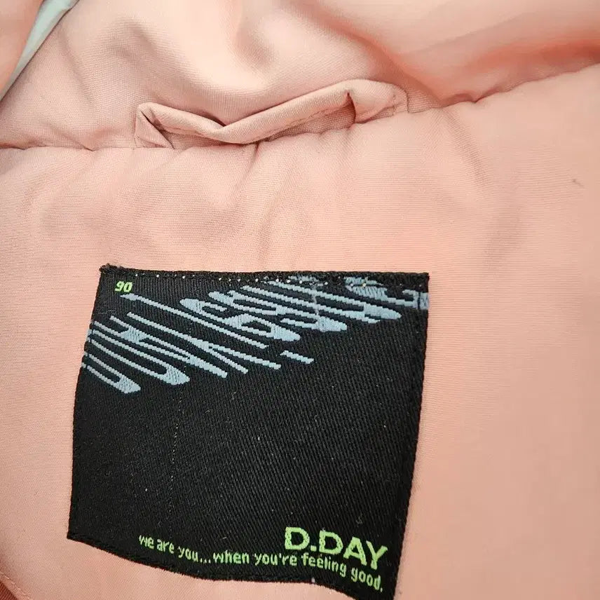 [BUNJANG] D.DAY Apricot Padded Jacket (Size 90) / D.DAY 살구색 패딩 90