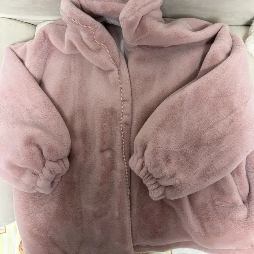 [BUNJANG] Pink Faux Fur Zip-up / 핑크 인조 퍼 집업