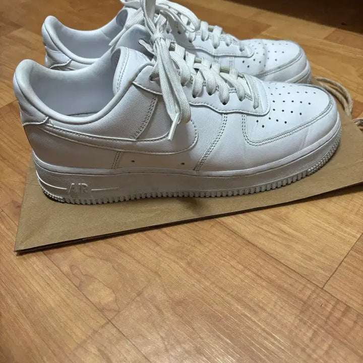[BUNJANG] Nike Air Force 1 '07 Fresh White Sneakers / 나이키 에어포스1 07 프레쉬 화이트 255mm (판매중)