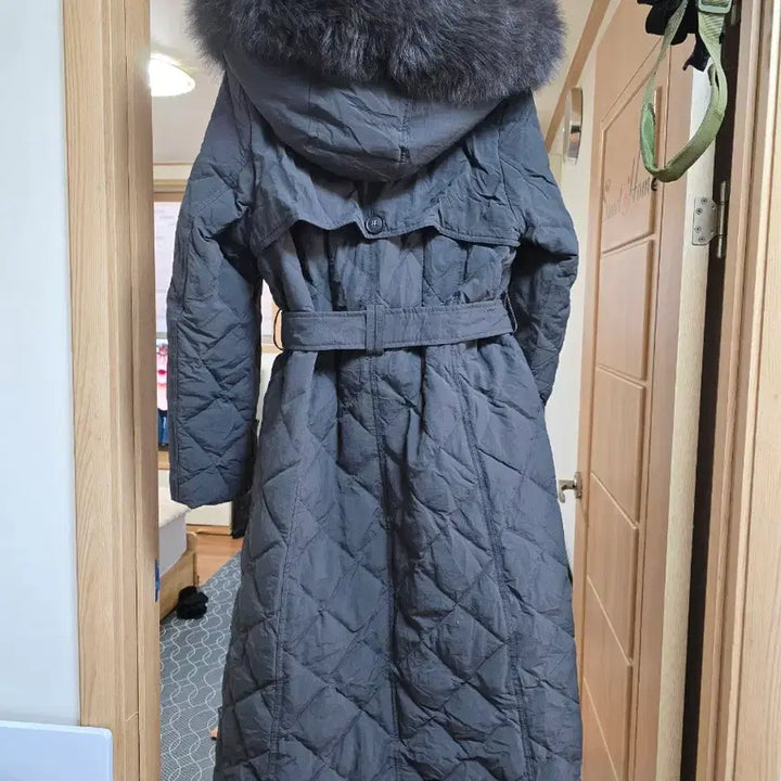 [BUNJANG] On&amp;On Quilted Goose Down Long Padded Coat / 온앤온 퀄팅 구스 롱패딩코트