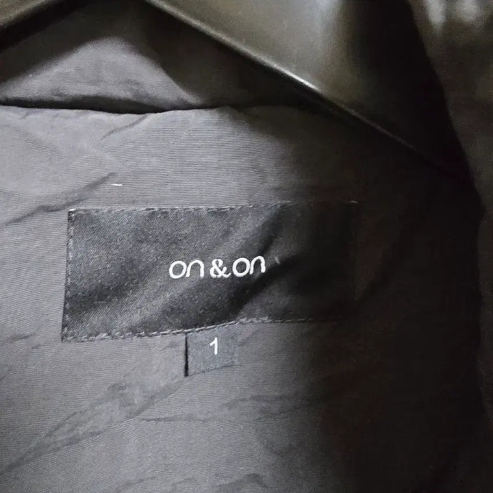 [BUNJANG] On&amp;On Quilted Goose Down Long Padded Coat / 온앤온 퀄팅 구스 롱패딩코트
