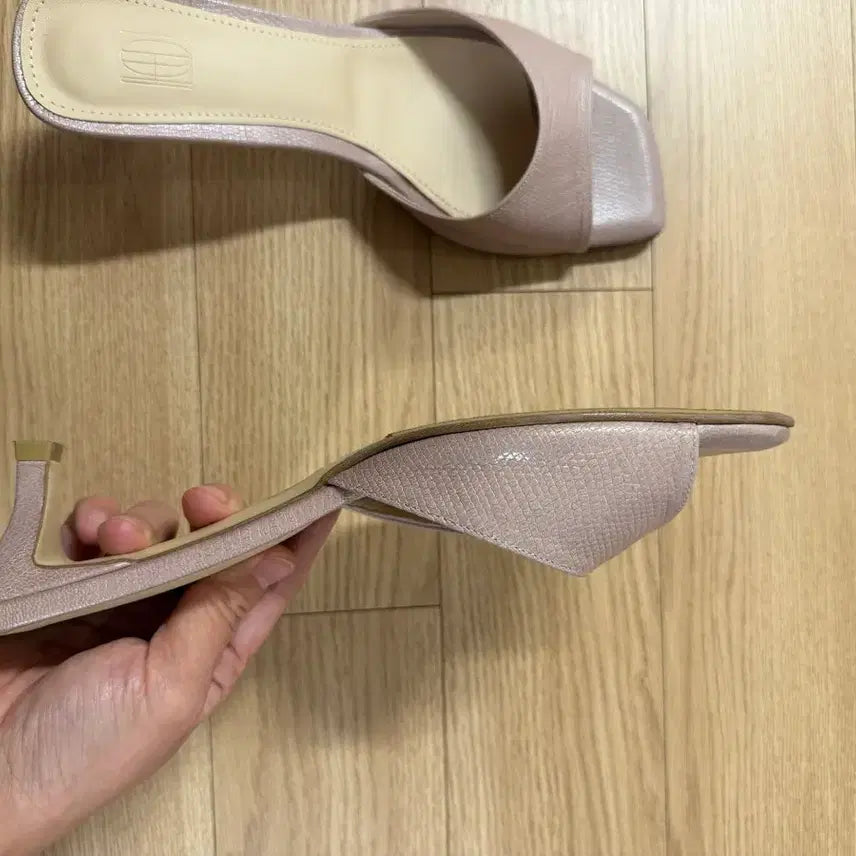 [SOLD OUT] sie 시에 Lhou.Mia [pink wash] 245 5cm