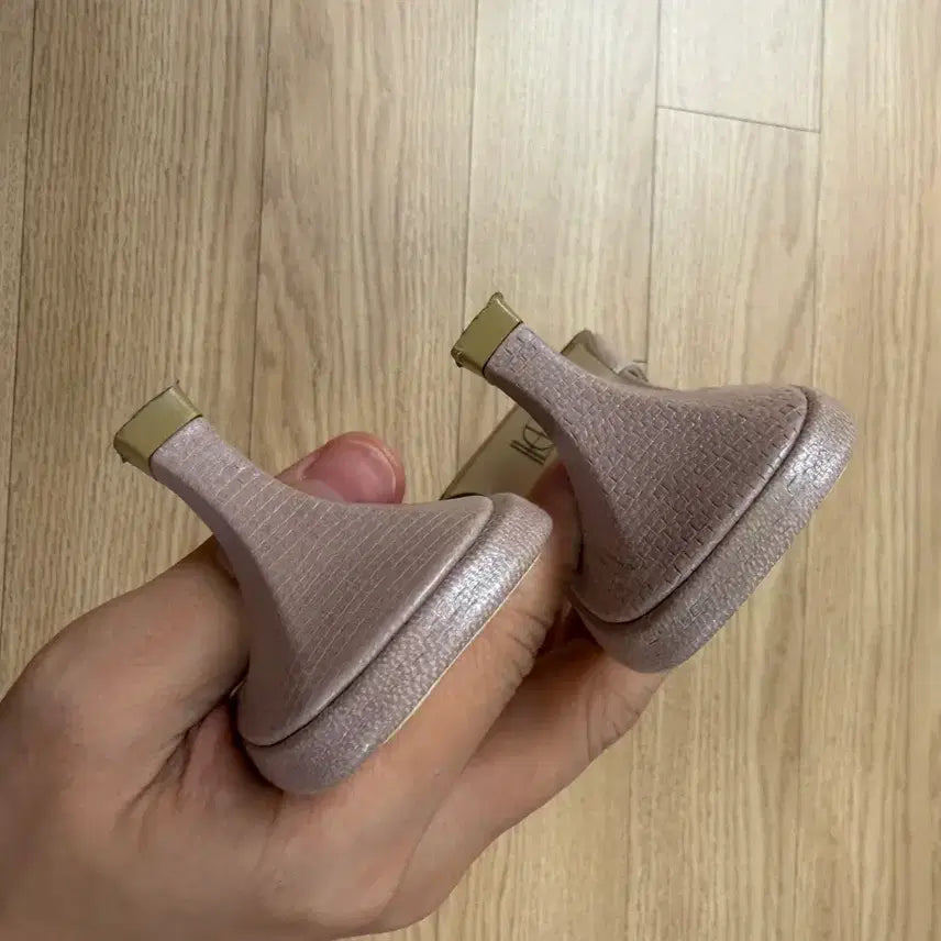 [SOLD OUT] sie 시에 Lhou.Mia [pink wash] 245 5cm